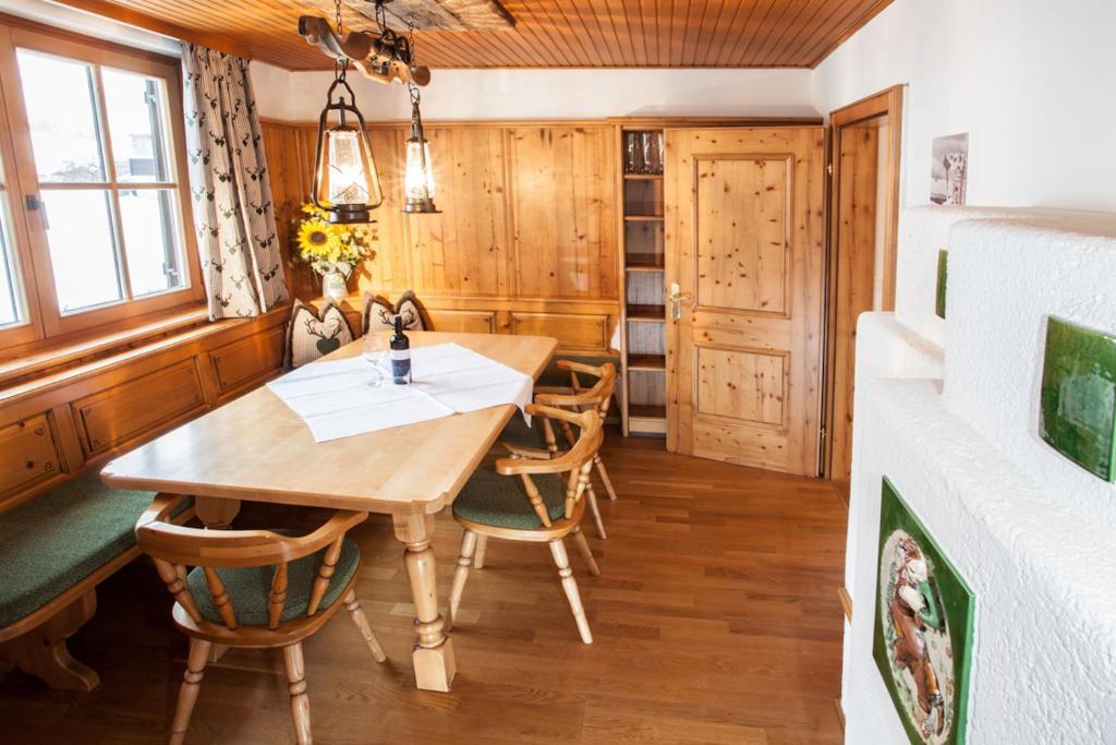 Chalet Appartement Alpenherz Saalbach-Hinterglemm Chambre photo